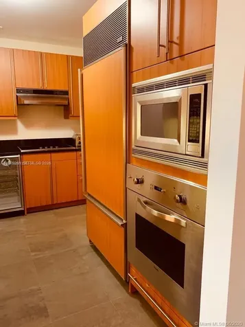 1425 Brickell Avenue Miami FL 33131