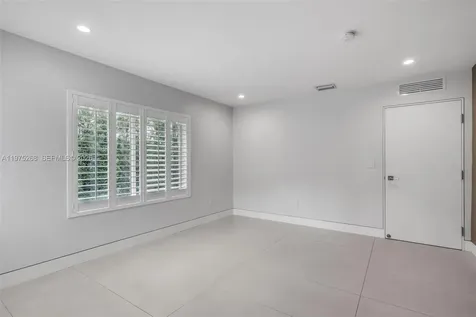 1632 SW 12th Street Miami FL 33135