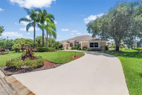 2674 SE Erickson Drive Port St. Lucie FL 34984