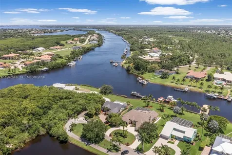 2674 SE Erickson Drive Port St. Lucie FL 34984