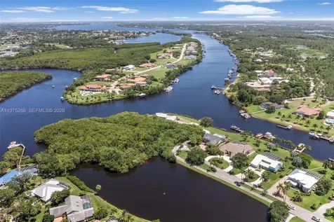 2674 SE Erickson Drive Port St. Lucie FL 34984