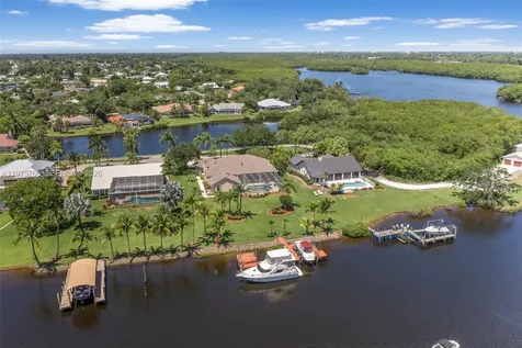2674 SE Erickson Drive Port St. Lucie FL 34984