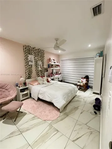 6937 SW 115th Place Miami FL 33173