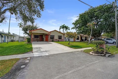 215 NW 12th Court Dania Beach FL 33004