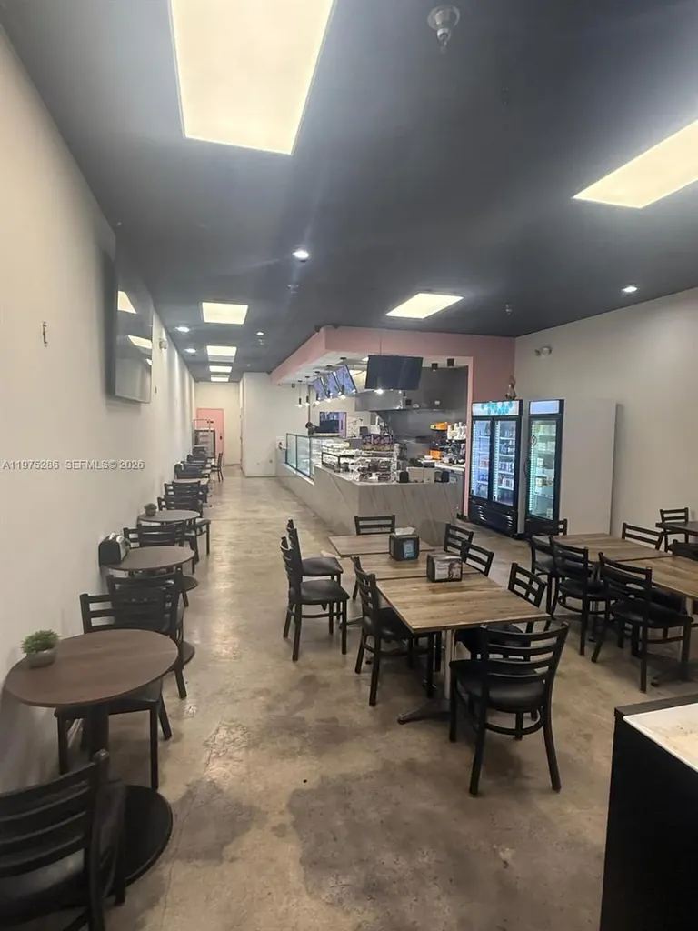 Confidential NW 67th Avenue Hialeah FL 33015