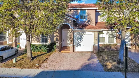 27463 SW 137th Court Homestead FL 33032