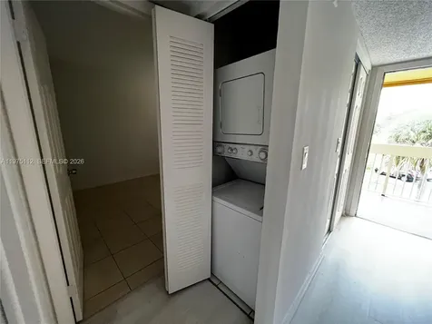 9000 NW 28th Drive Coral Springs FL 33065