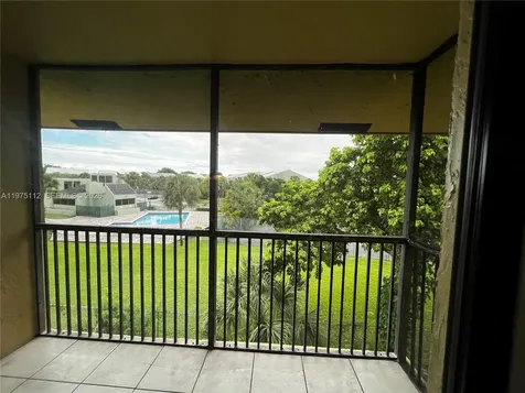 9000 NW 28th Drive Coral Springs FL 33065