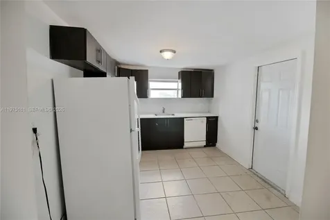 1160 W 26 Th Court Riviera Beach FL 33404