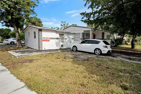 1160 W 26 Th Court Riviera Beach FL 33404
