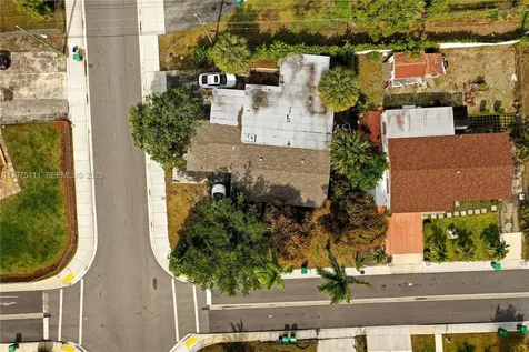 1160 W 26 Th Court Riviera Beach FL 33404