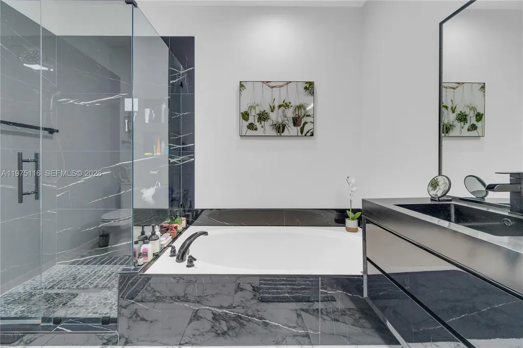 1019 W Longport Circle Delray Beach FL 33444