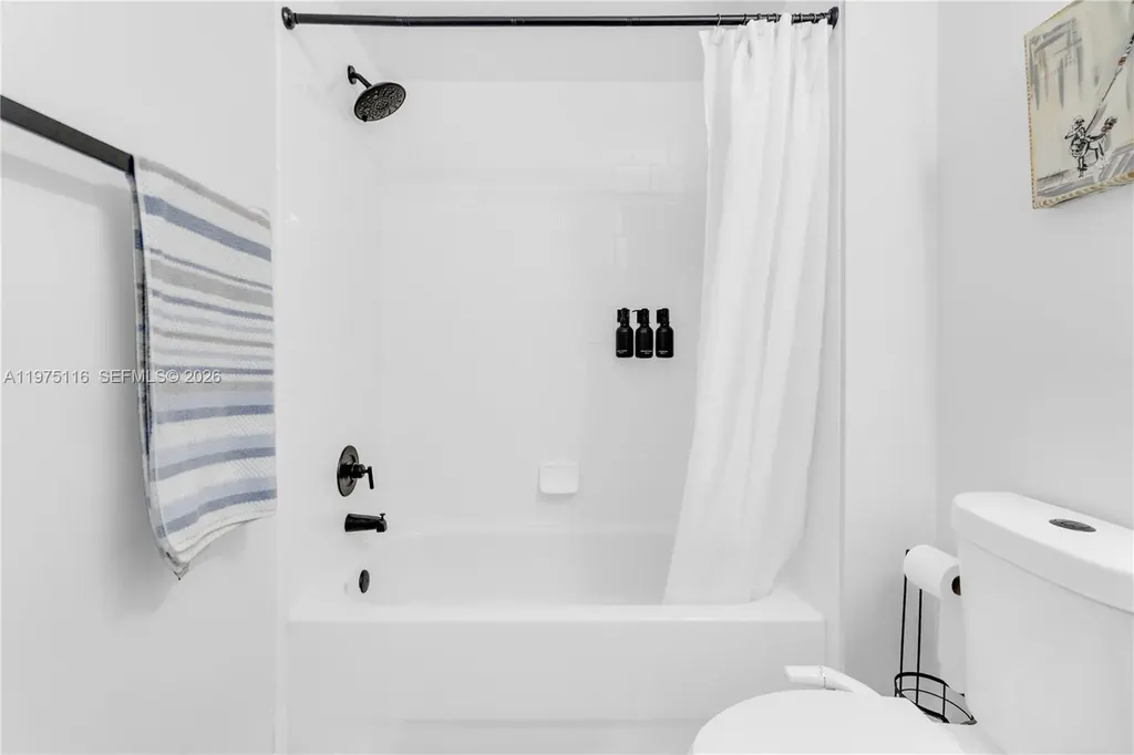 1019 W Longport Circle Delray Beach FL 33444