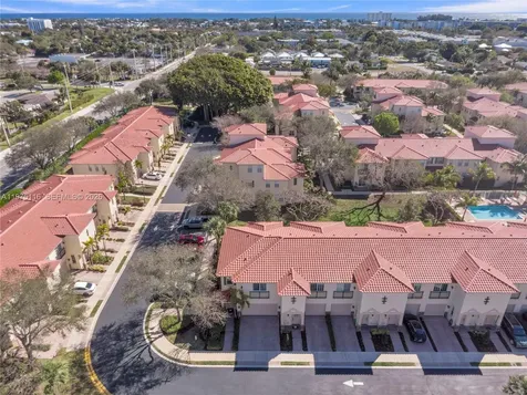 1019 W Longport Circle Delray Beach FL 33444