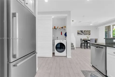 1019 W Longport Circle Delray Beach FL 33444