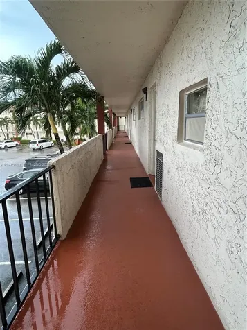 8962 S Hollybrook Boulevard Pembroke Pines FL 33025
