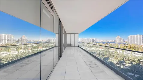 18975 Collins Avenue Sunny Isles Beach FL 33160