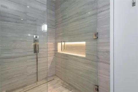 18975 Collins Avenue Sunny Isles Beach FL 33160