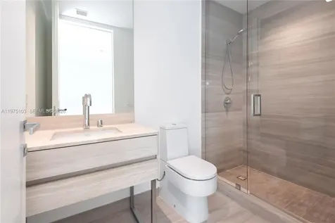 18975 Collins Avenue Sunny Isles Beach FL 33160