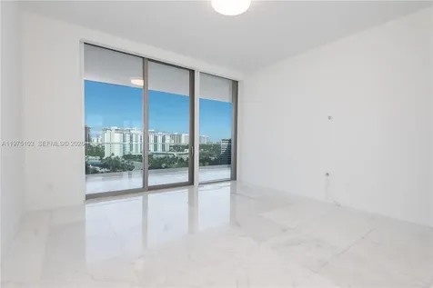 18975 Collins Avenue Sunny Isles Beach FL 33160