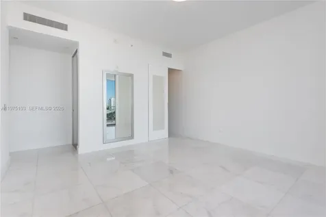 18975 Collins Avenue Sunny Isles Beach FL 33160