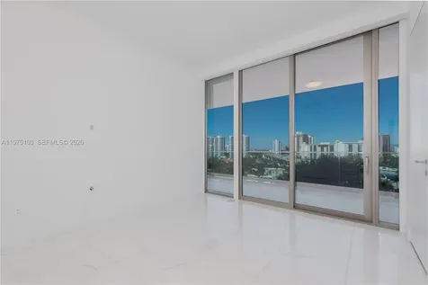 18975 Collins Avenue Sunny Isles Beach FL 33160