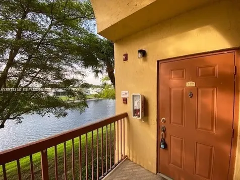 7630 Westwood Drive Tamarac FL 33321