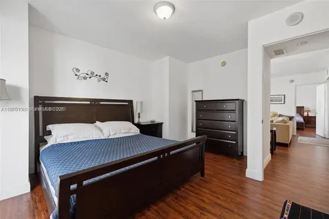 50 Biscayne Boulevard Miami FL 33132