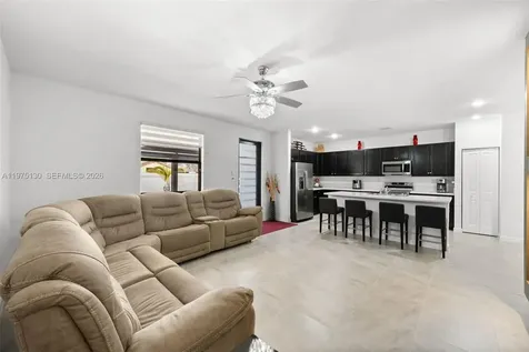 160 SE 23rd Terrace Homestead FL 33033