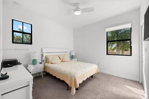 160 SE 23rd Terrace Homestead FL 33033