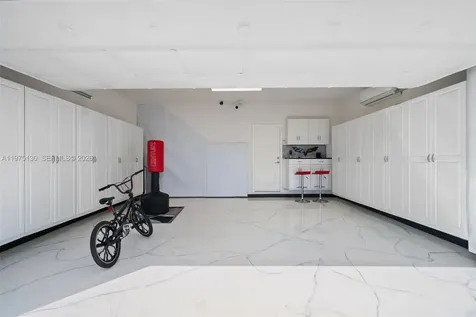 160 SE 23rd Terrace Homestead FL 33033