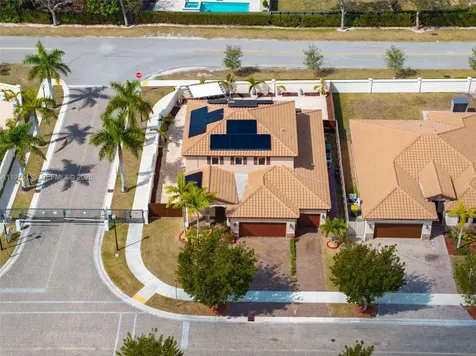 160 SE 23rd Terrace Homestead FL 33033