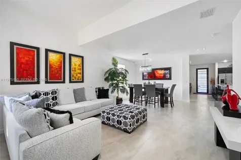 160 SE 23rd Terrace Homestead FL 33033