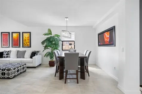 160 SE 23rd Terrace Homestead FL 33033