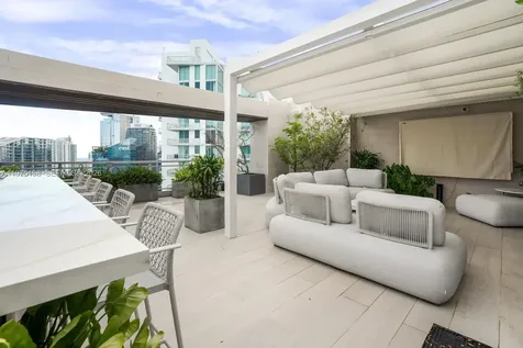 90 SW 3rd Street Miami FL 33130