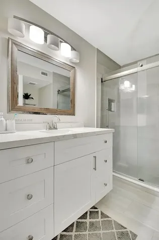 2445 NW 33rd Street Oakland Park FL 33309