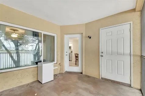 2445 NW 33rd Street Oakland Park FL 33309