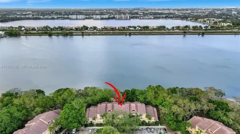 2445 NW 33rd Street Oakland Park FL 33309