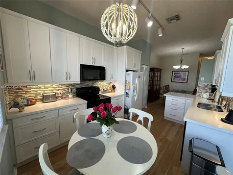 14911 SW 15th Street Pembroke Pines FL 33027