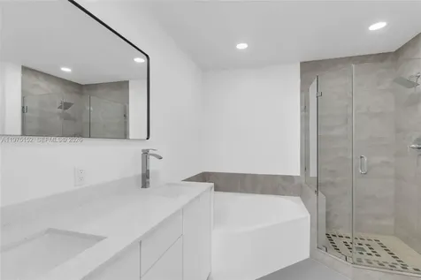 16333 SW 68th Terrace Miami FL 33193