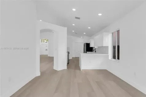 16333 SW 68th Terrace Miami FL 33193