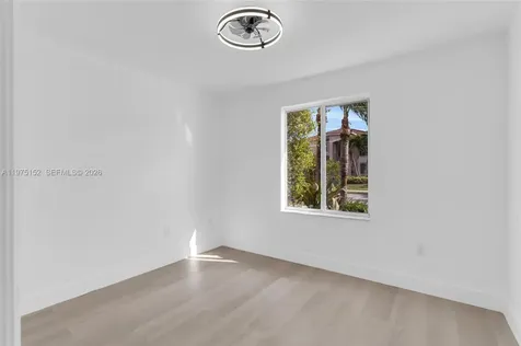 16333 SW 68th Terrace Miami FL 33193