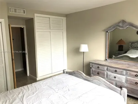 1408 Brickell Bay Drive Miami FL 33131