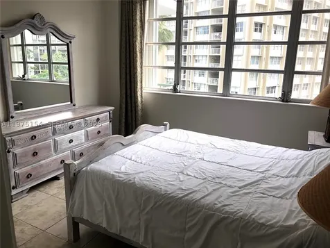 1408 Brickell Bay Drive Miami FL 33131
