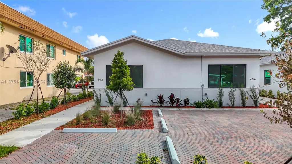 410 NW 41st Street Oakland Park FL 33309