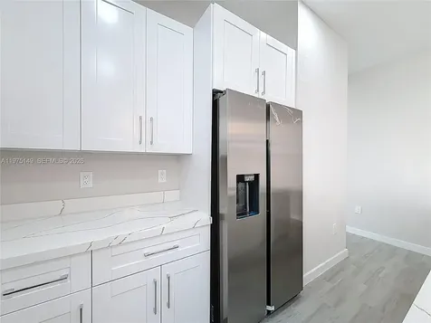 410 NW 41st Street Oakland Park FL 33309