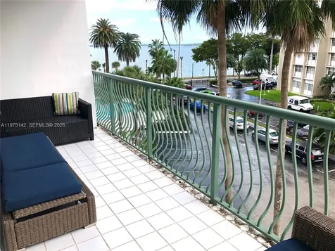 1408 Brickell Bay Drive Miami FL 33131
