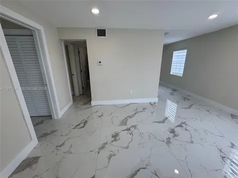 6324 E 6th Avenue Hialeah FL 33013