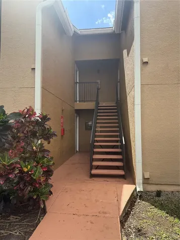 Miami FL 33196