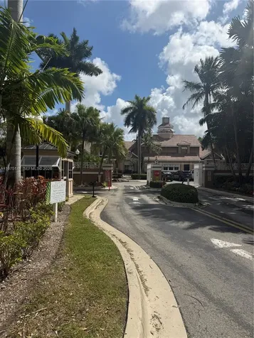 Miami FL 33196